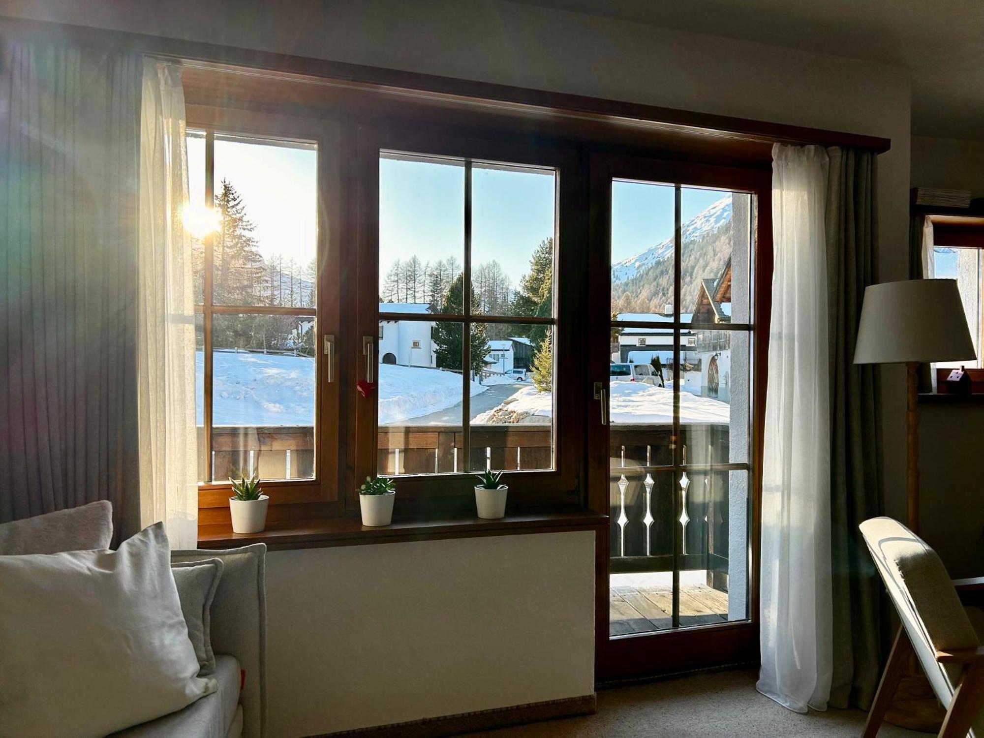 Cosy Studio Apartment In Spluegen Luaran gambar