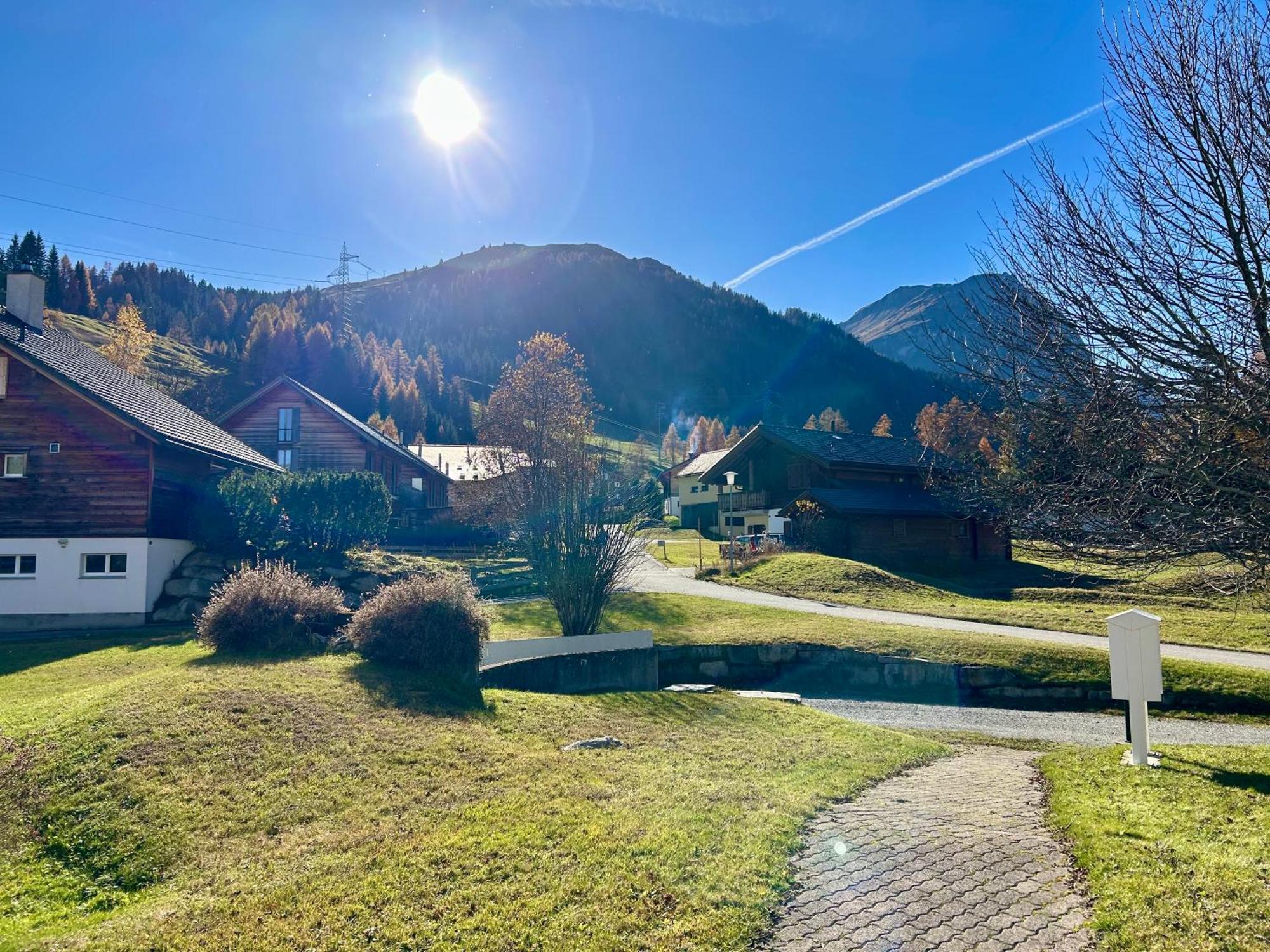 Cosy Studio Apartment In Spluegen Luaran gambar
